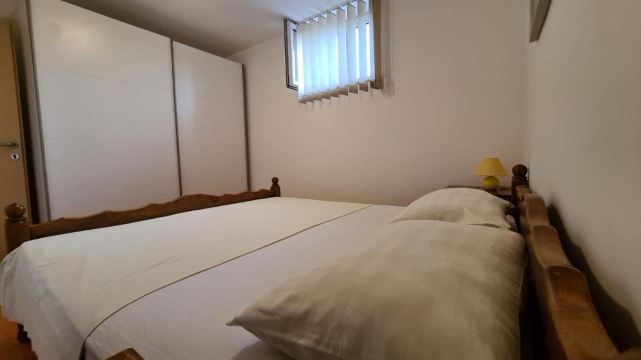 Apartments Pavlinovic Kaštela Extérieur photo