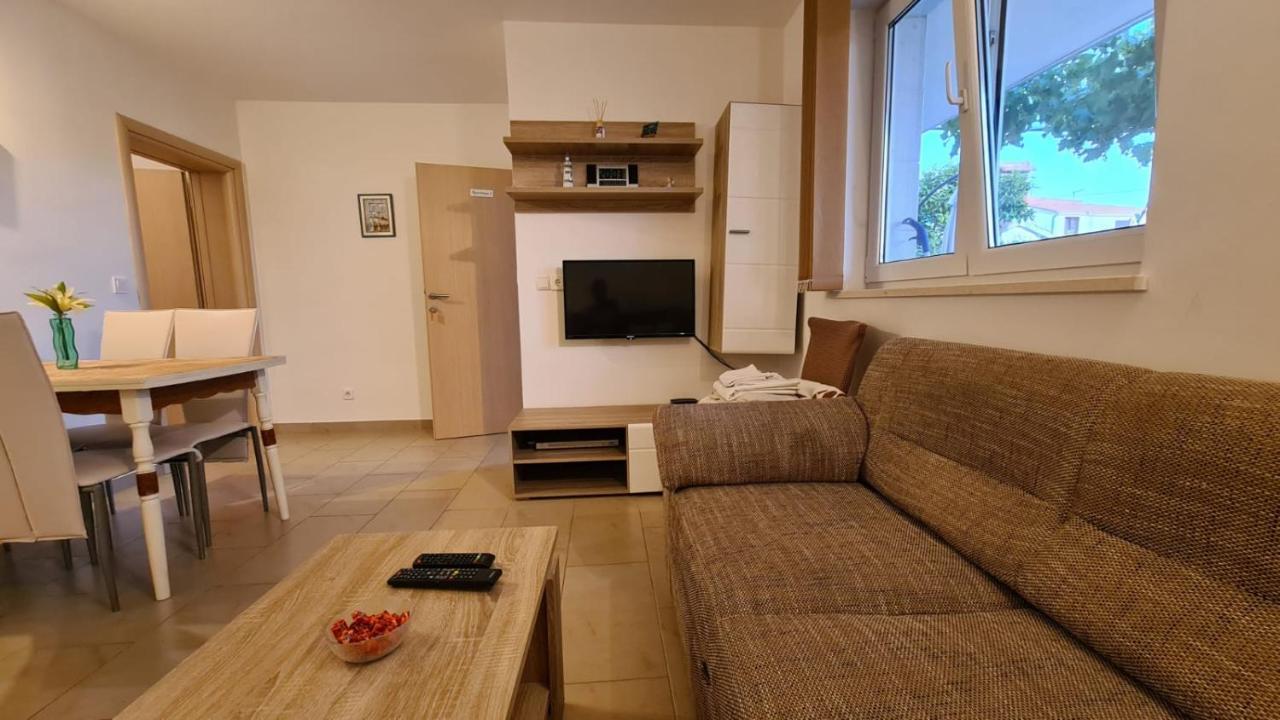 Apartments Pavlinovic Kaštela Extérieur photo
