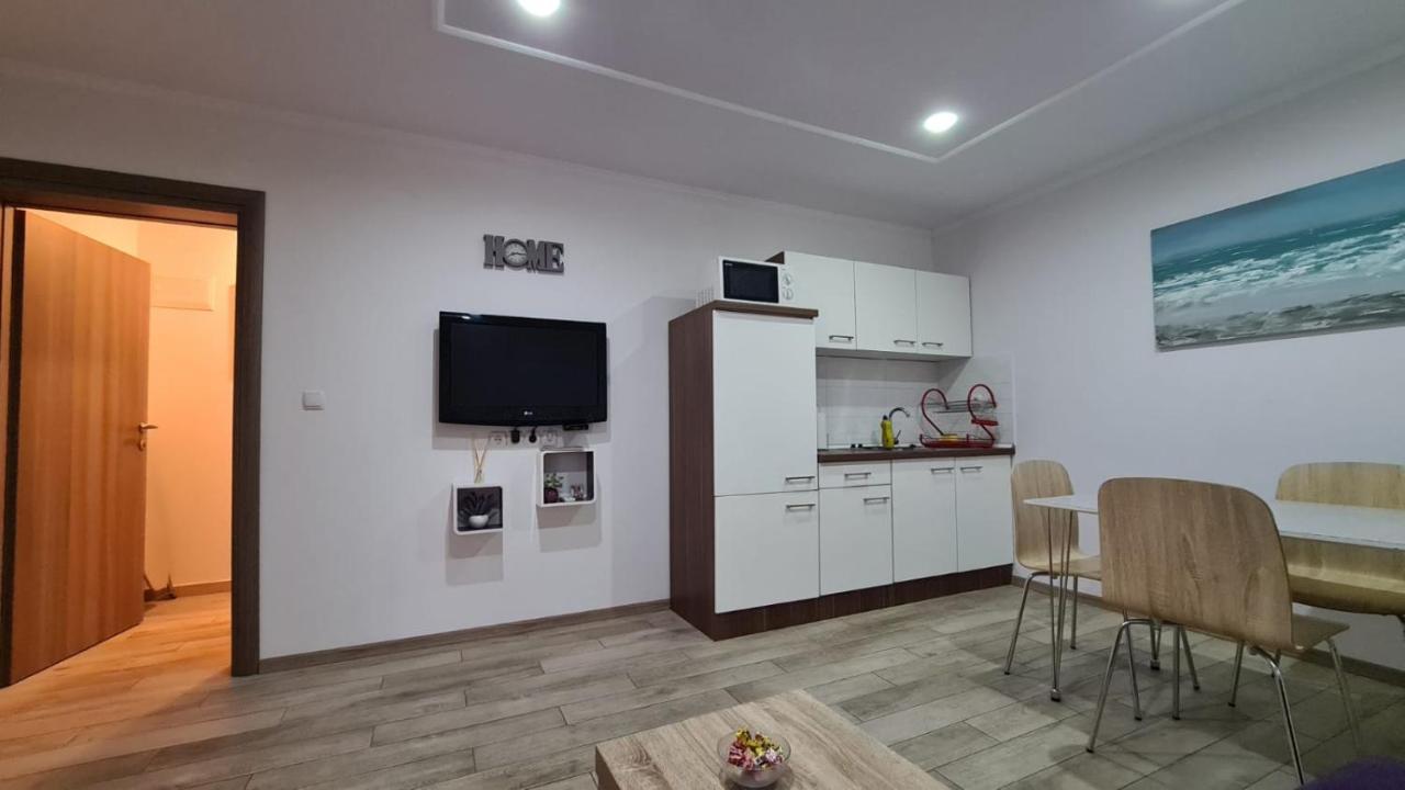Apartments Pavlinovic Kaštela Extérieur photo